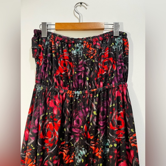 Floral Strapless Swim Cover-Up - Picture 4 of 8